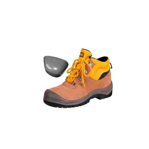 Safety boots